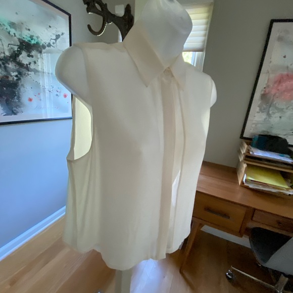 VINCE SLEEVELESS BLOUSE - Picture 2 of 11